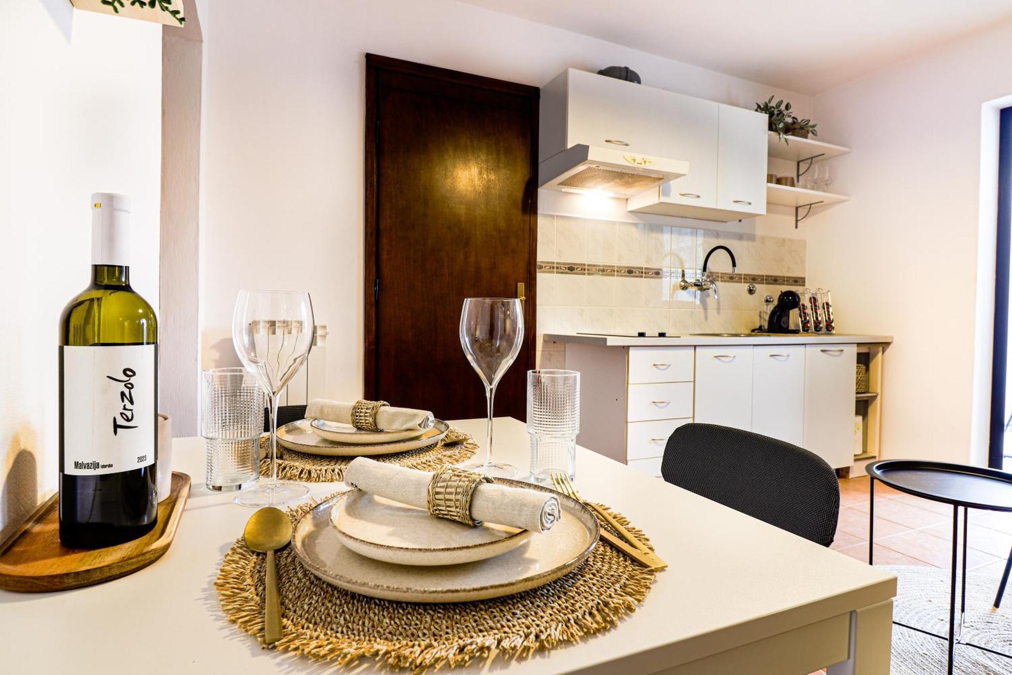 Marisan Seaview Apartment فونتانا المظهر الخارجي الصورة